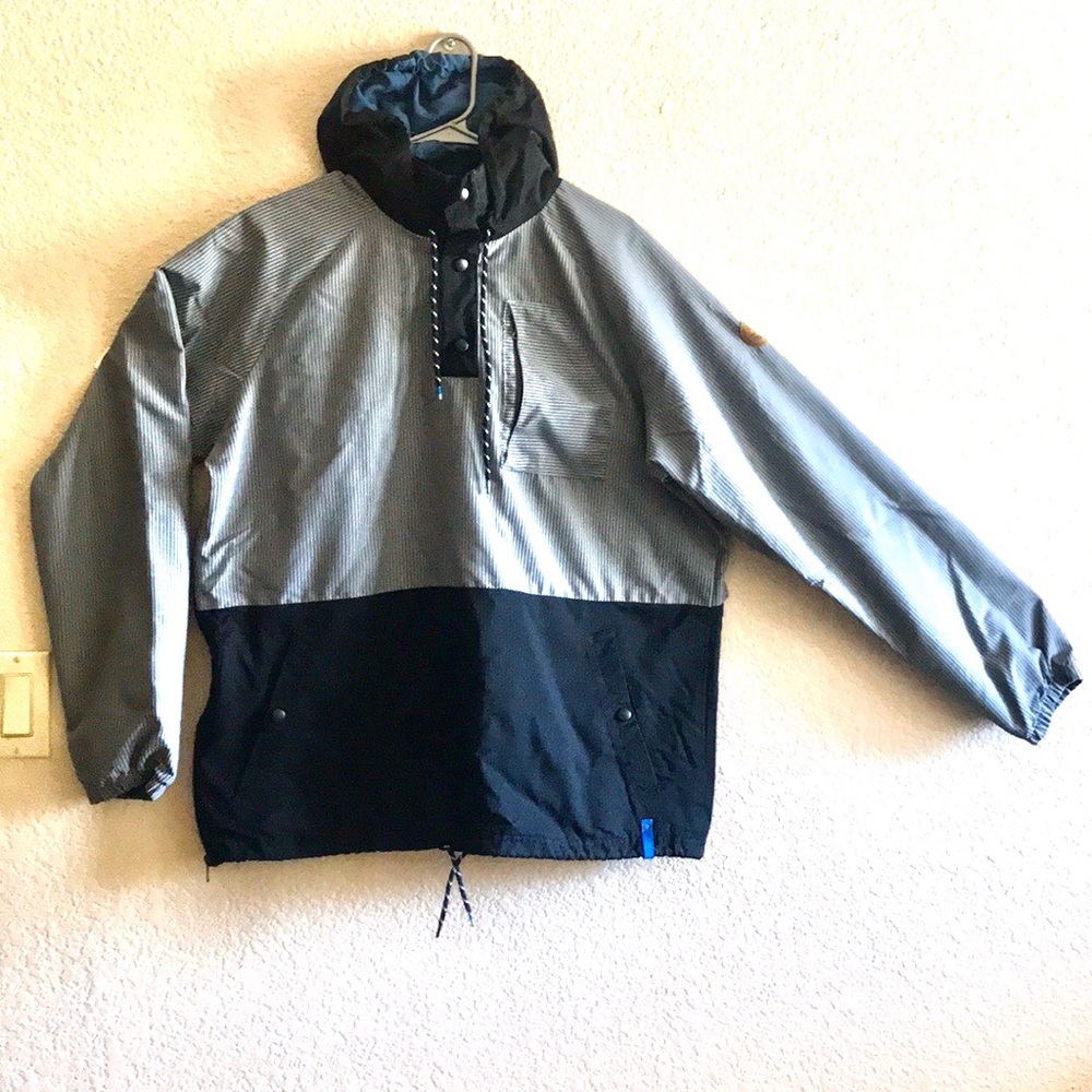 Adidas Climate Proof light weight jacket